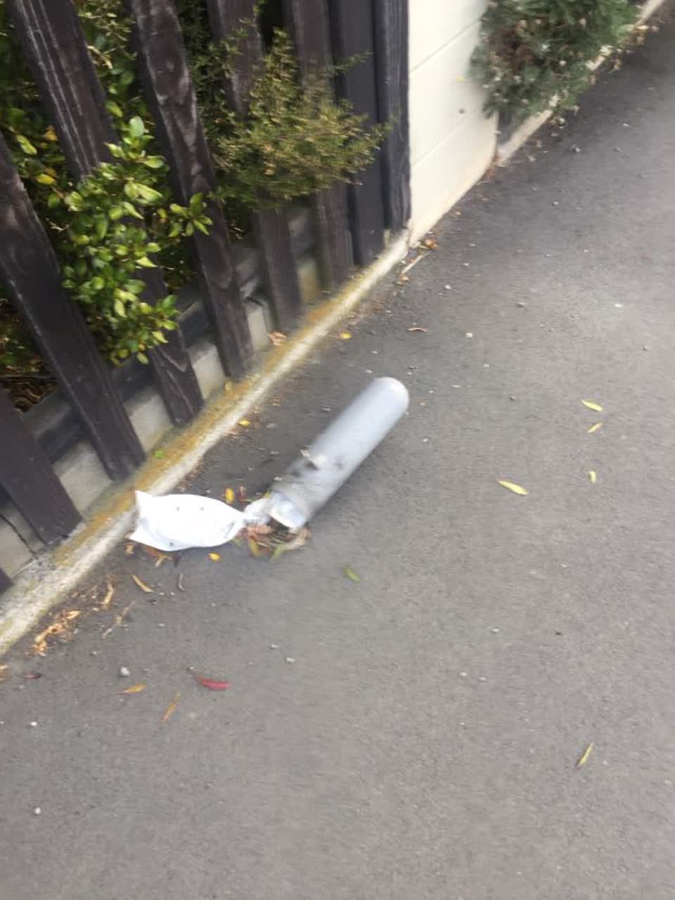 The photograph attached to this roading/streets report