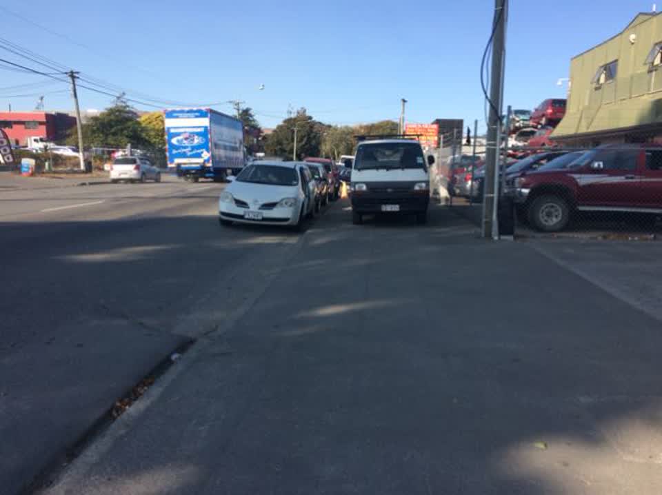 The photograph attached to this roading/streets report