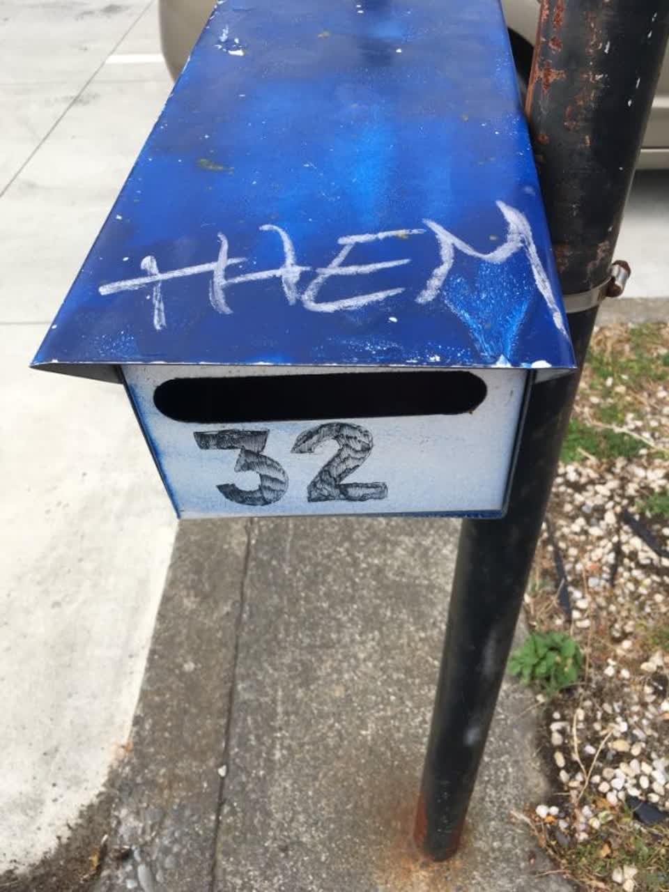 The photograph attached to this graffiti report