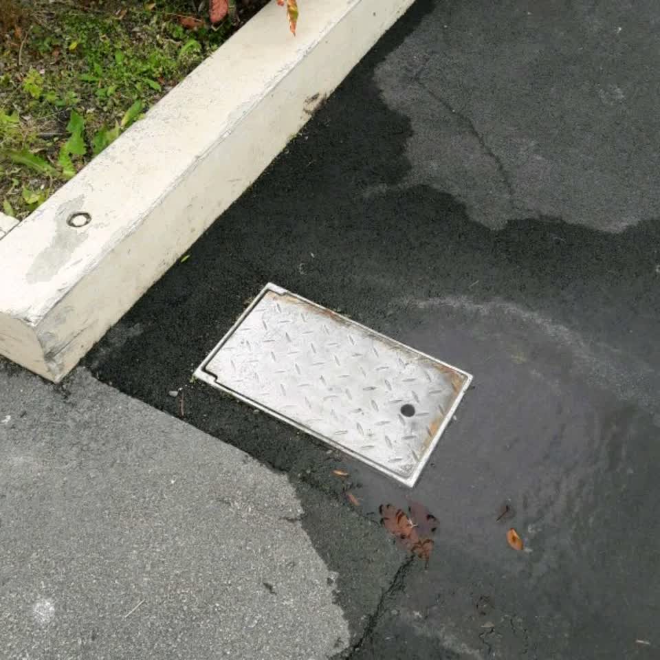 The photograph attached to this water supply report