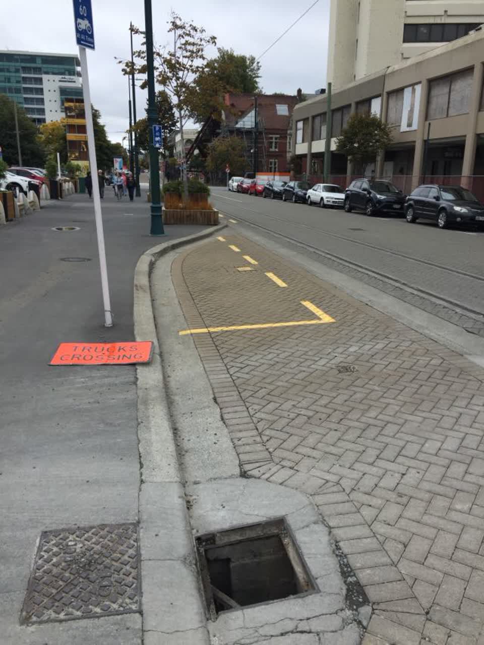 The photograph attached to this roading/streets report