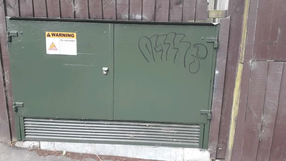 The photograph attached to this graffiti report