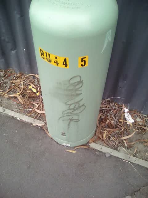 Graffiti, a report photo