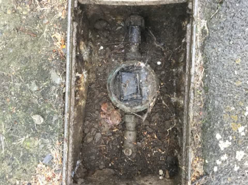 The photograph attached to this water supply report