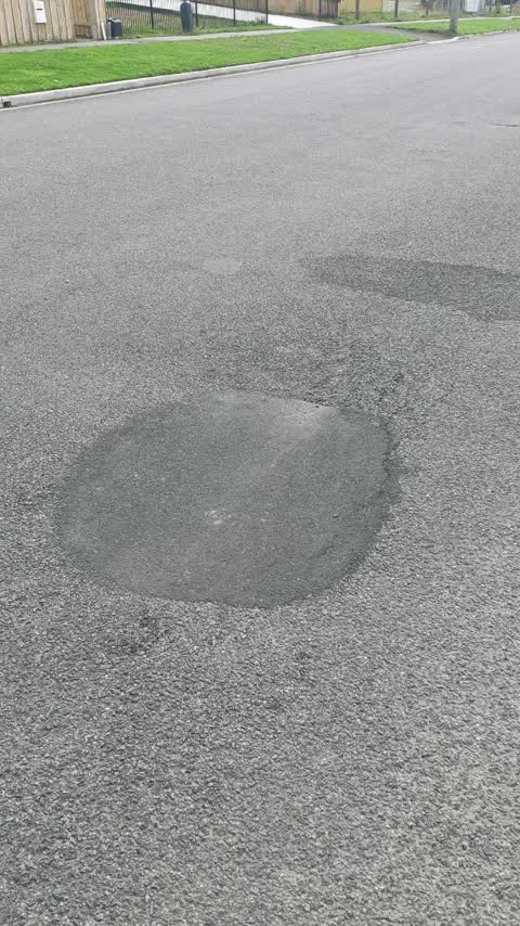 Roading/Streets, a report photo