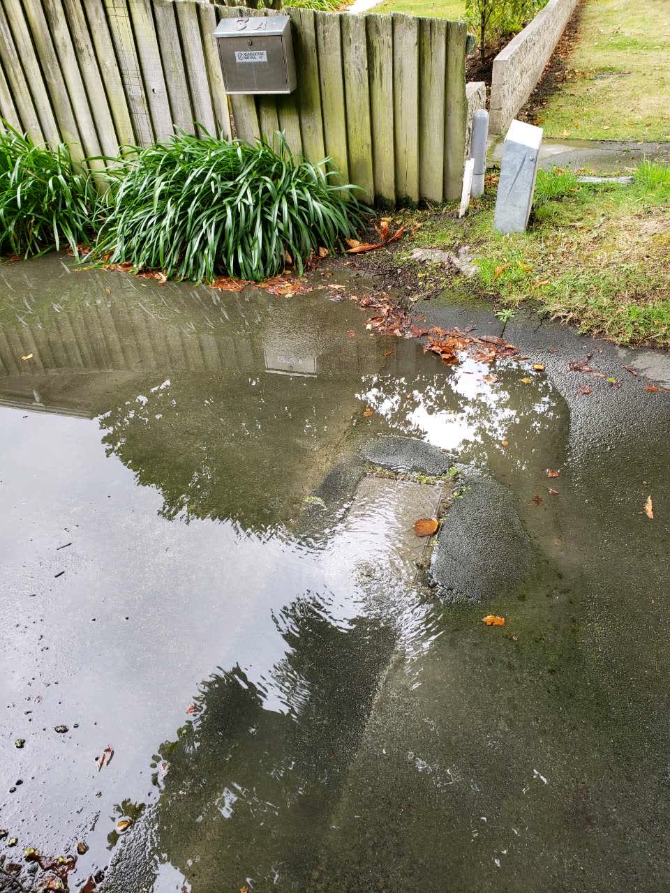 The photograph attached to this water supply report