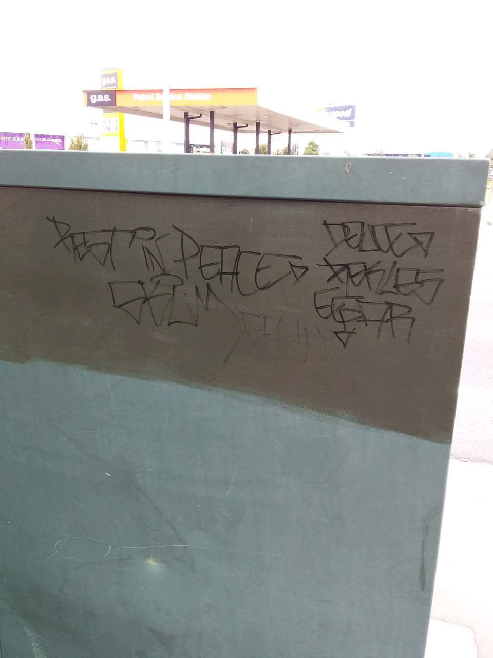 The photograph attached to this graffiti report