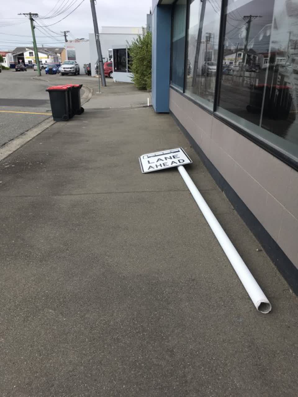 The photograph attached to this roading/streets report