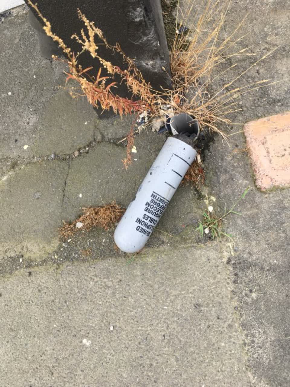 The photograph attached to this roading/streets report