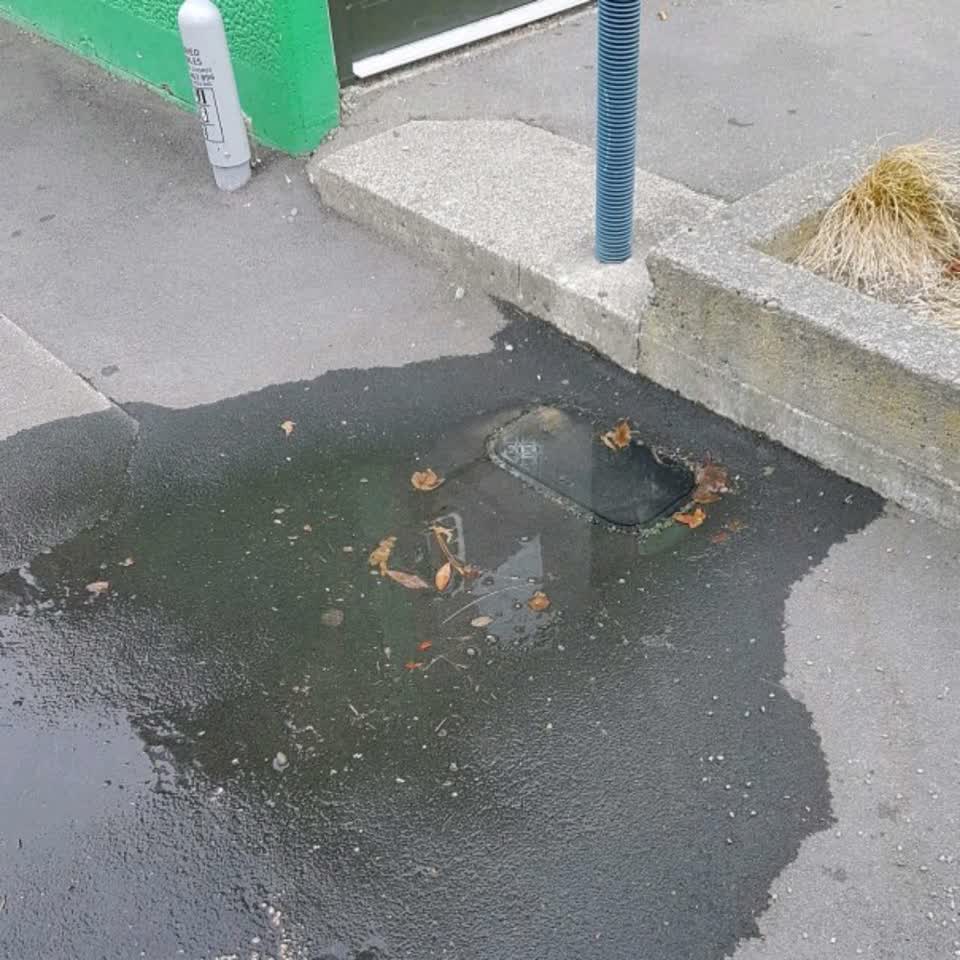 The photograph attached to this water supply report