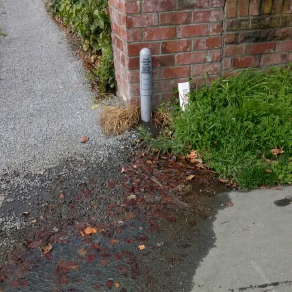 The photograph attached to this water supply report