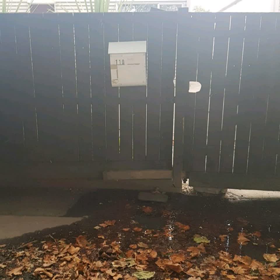 The photograph attached to this water supply report