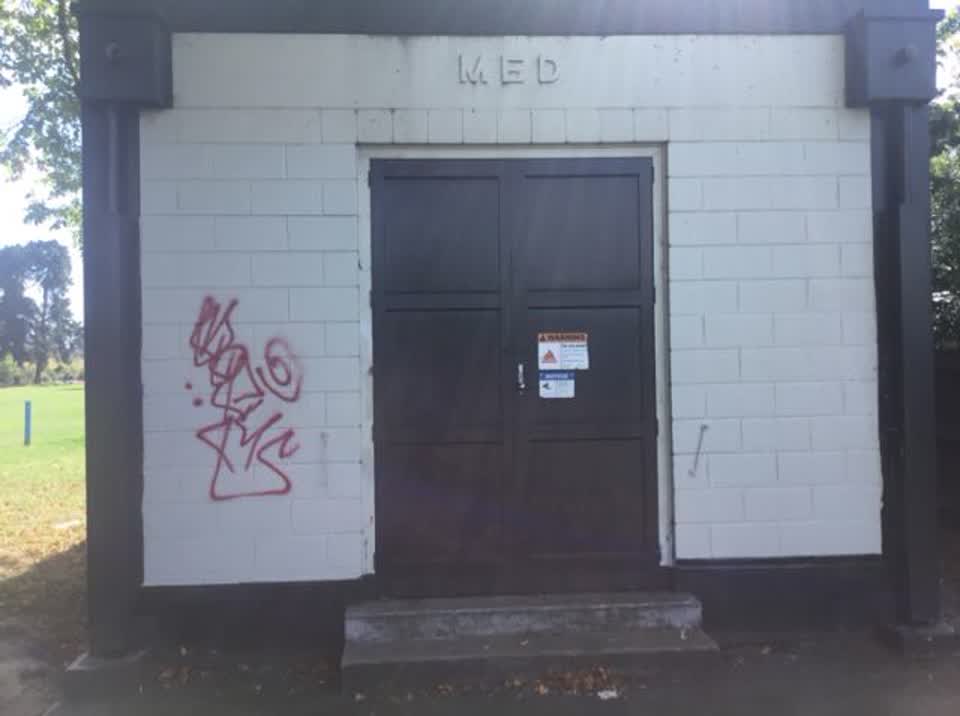The photograph attached to this graffiti report