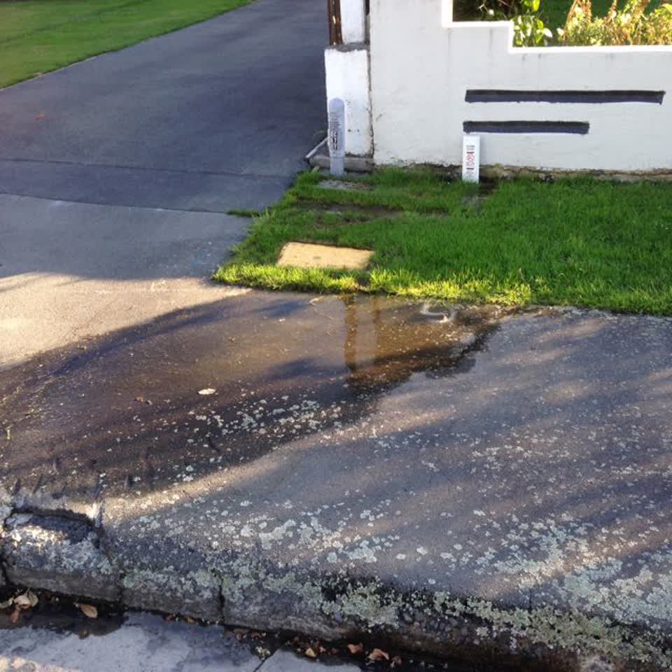 The photograph attached to this water supply report