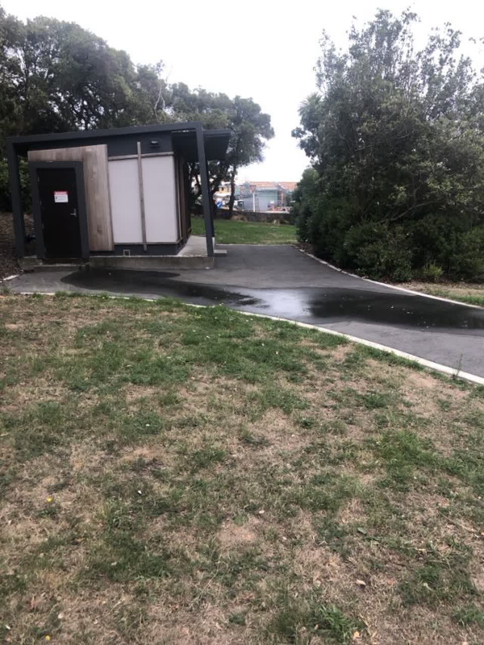The photograph attached to this water supply report