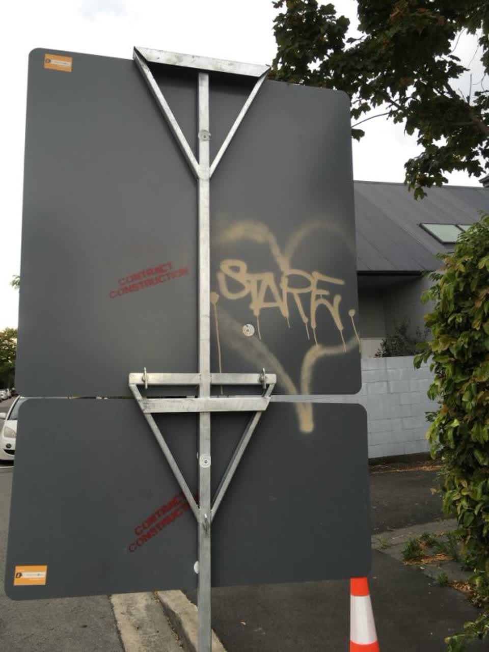 The photograph attached to this graffiti report