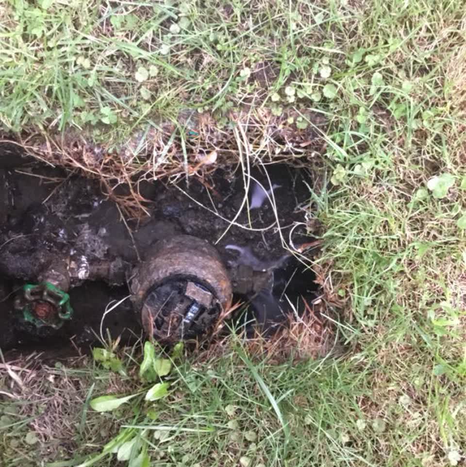 The photograph attached to this water supply report