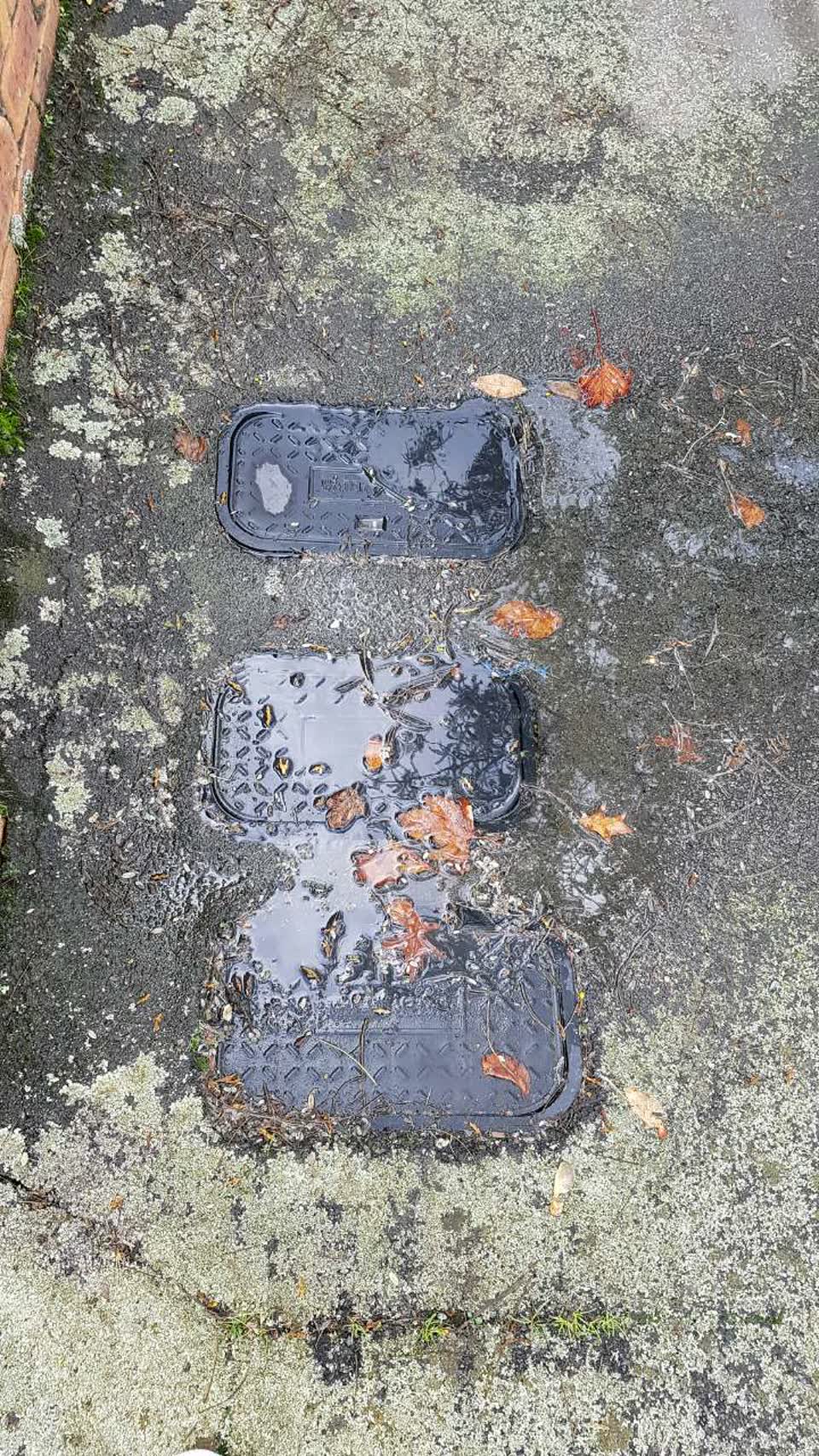 The photograph attached to this water supply report