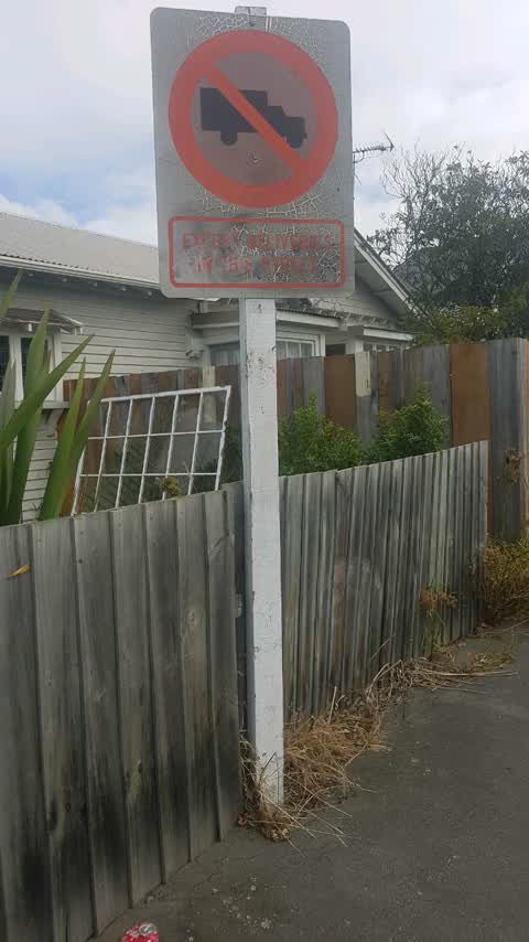 Roading/Streets, a report photo