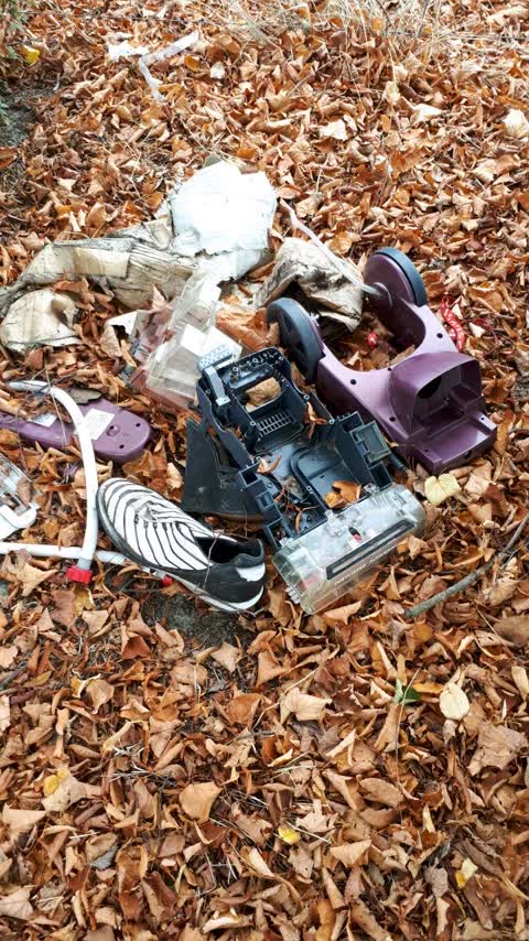 Rubbish/Recycling, a report photo