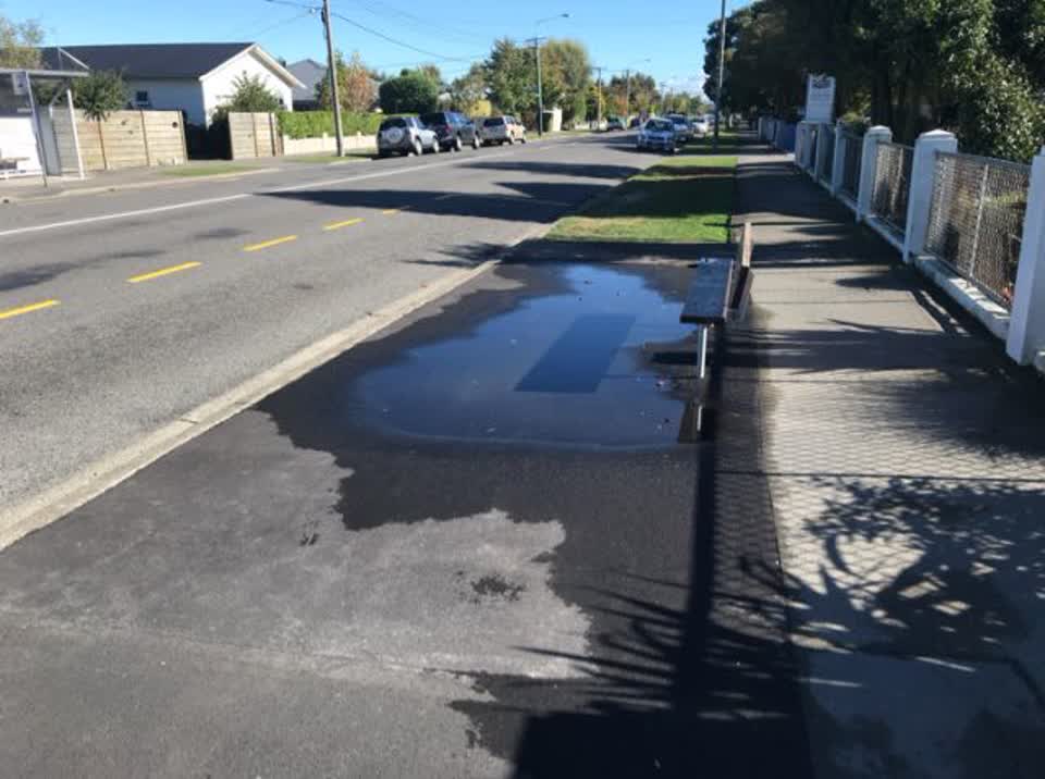 The photograph attached to this roading/streets report