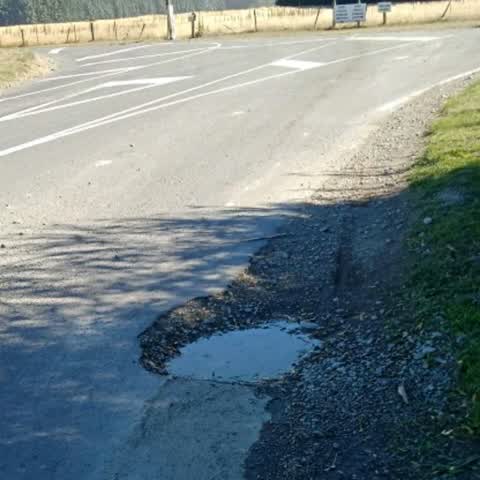 Roading/Streets, a report photo