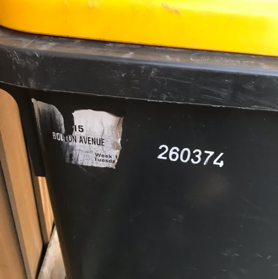 The photograph attached to this rubbish/recycling report