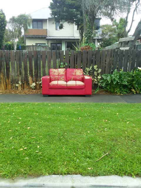 Rubbish/Recycling, a report photo