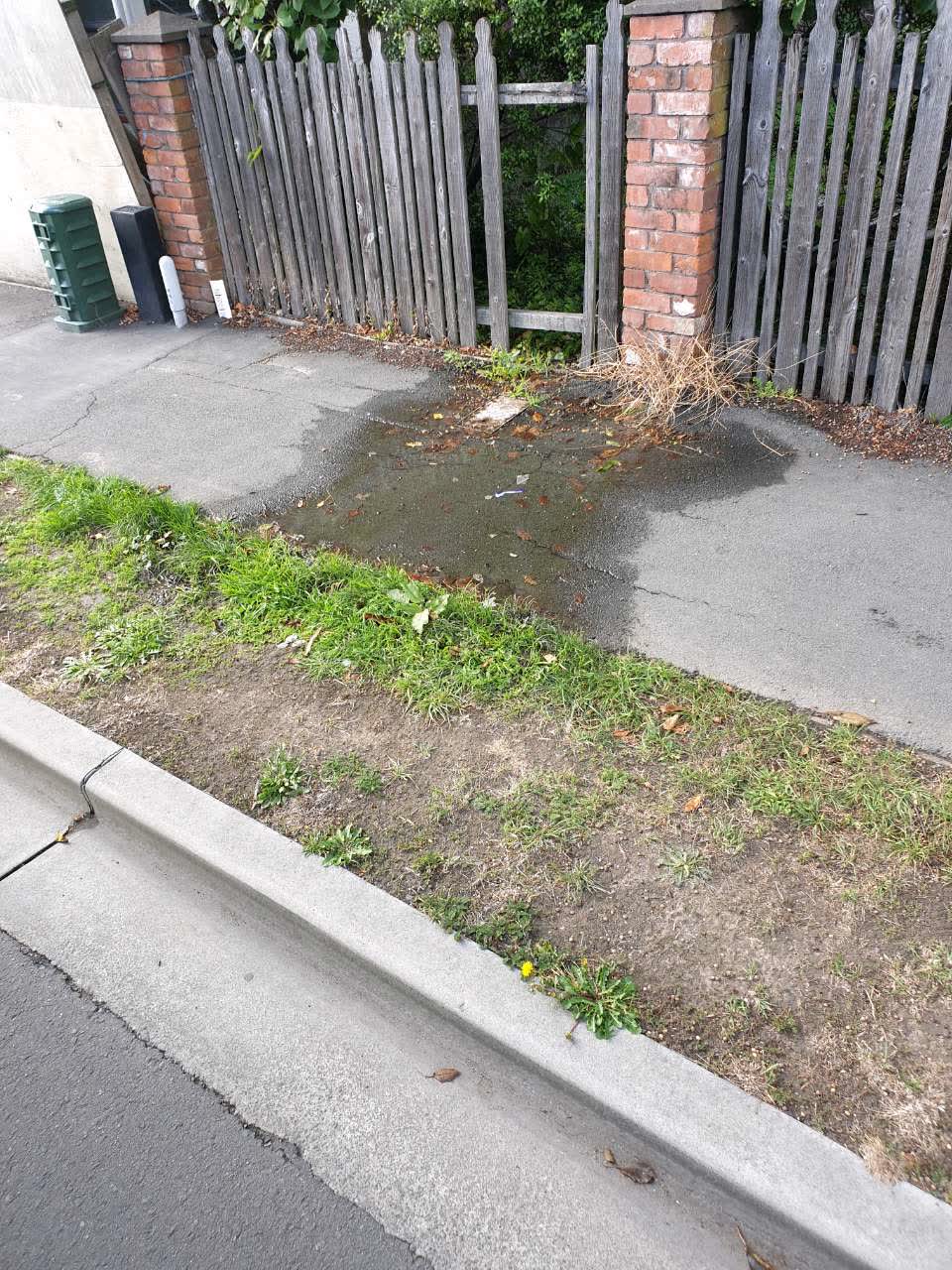 The photograph attached to this water supply report
