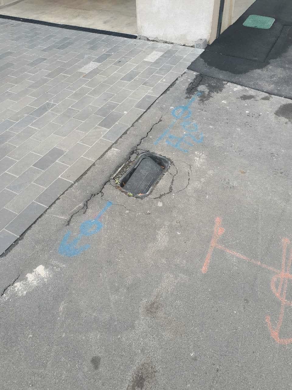 The photograph attached to this water supply report