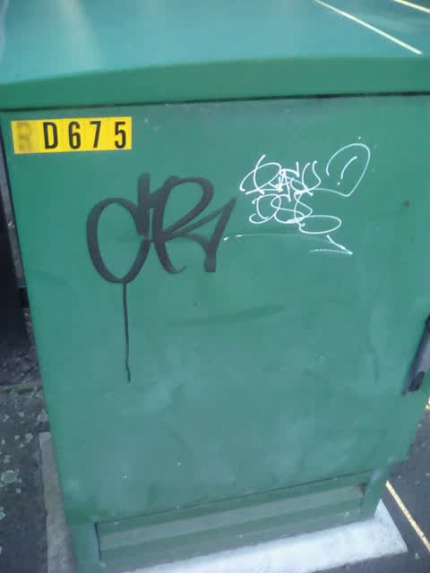 Graffiti, a report photo