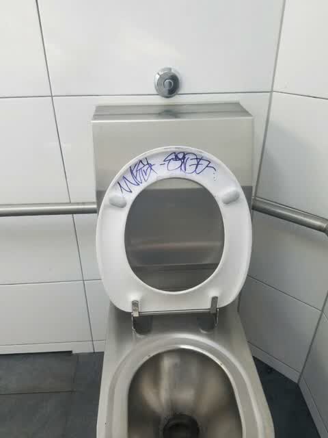 Graffiti — a report photo