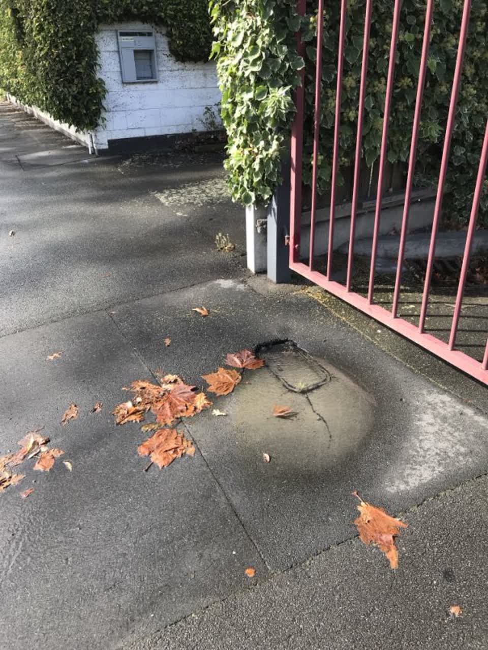 The photograph attached to this water supply report