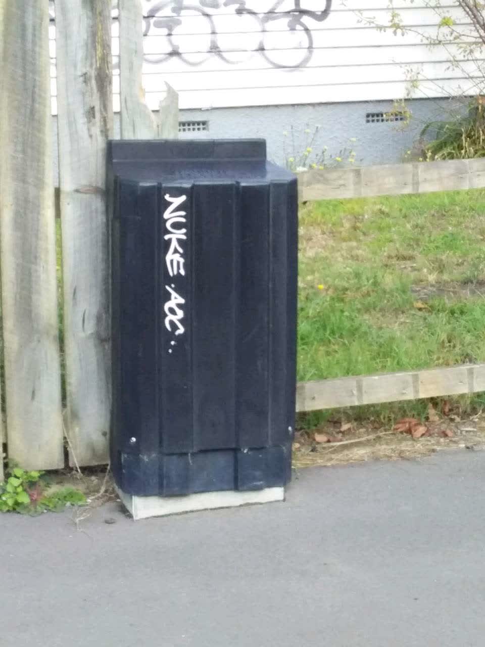 The photograph attached to this graffiti report