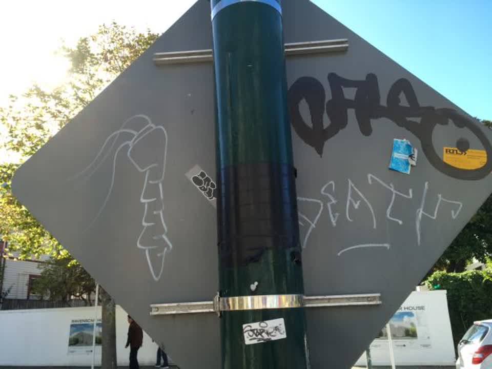 The photograph attached to this graffiti report