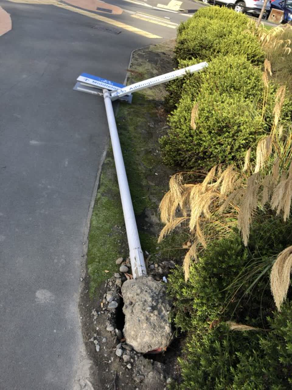 The photograph attached to this roading/streets report