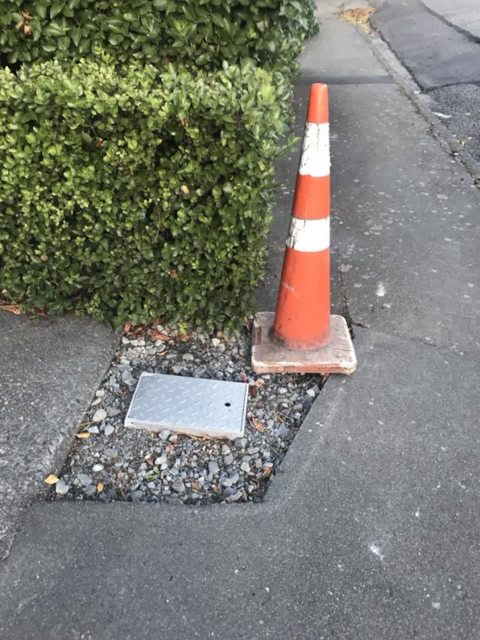 The photograph attached to this roading/streets report