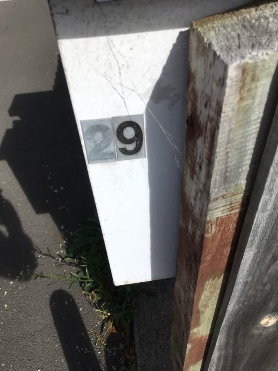 The photograph attached to this roading/streets report