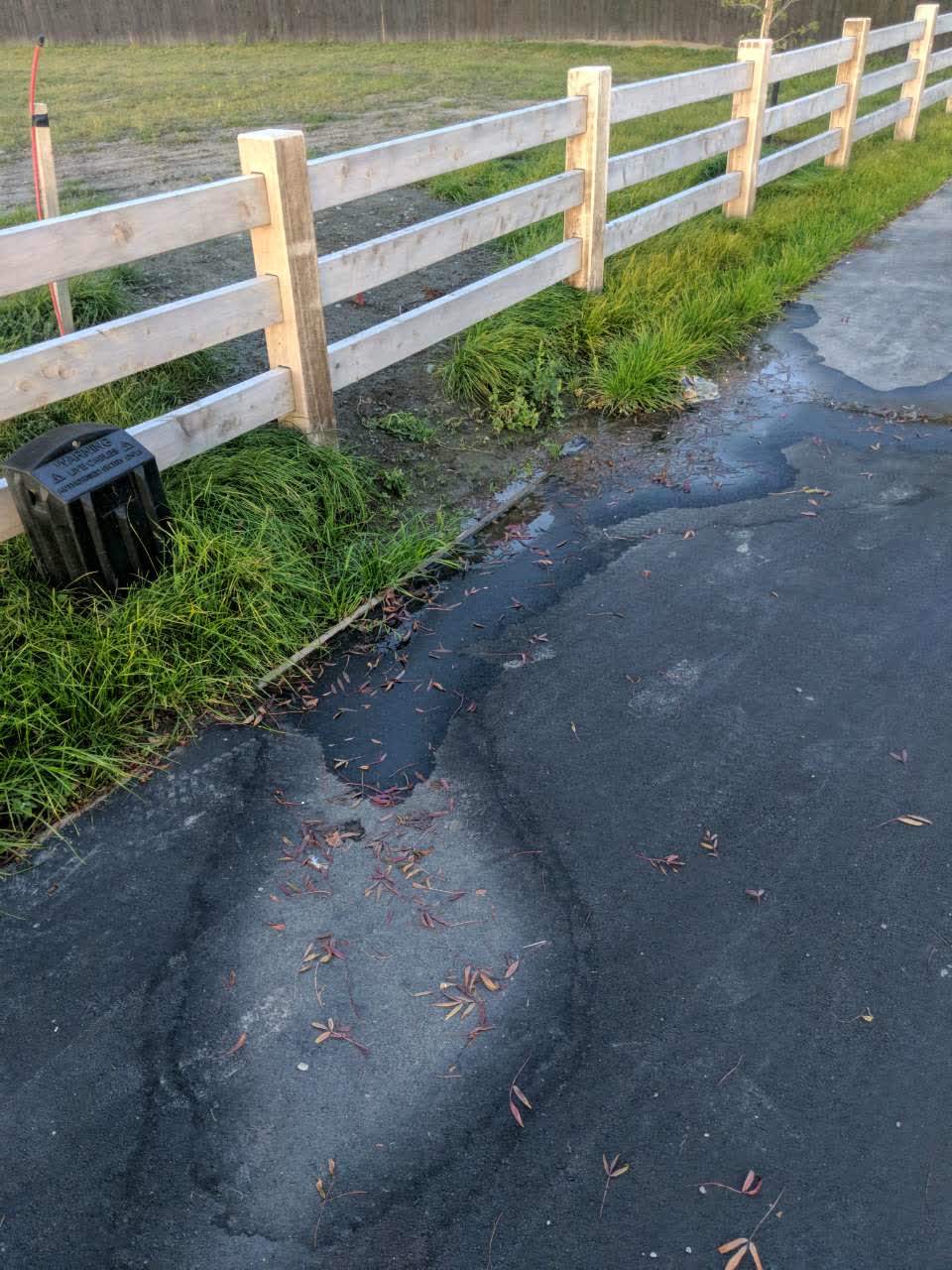 The photograph attached to this roading/streets report