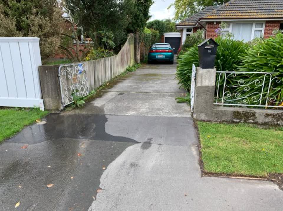 The photograph attached to this water supply report