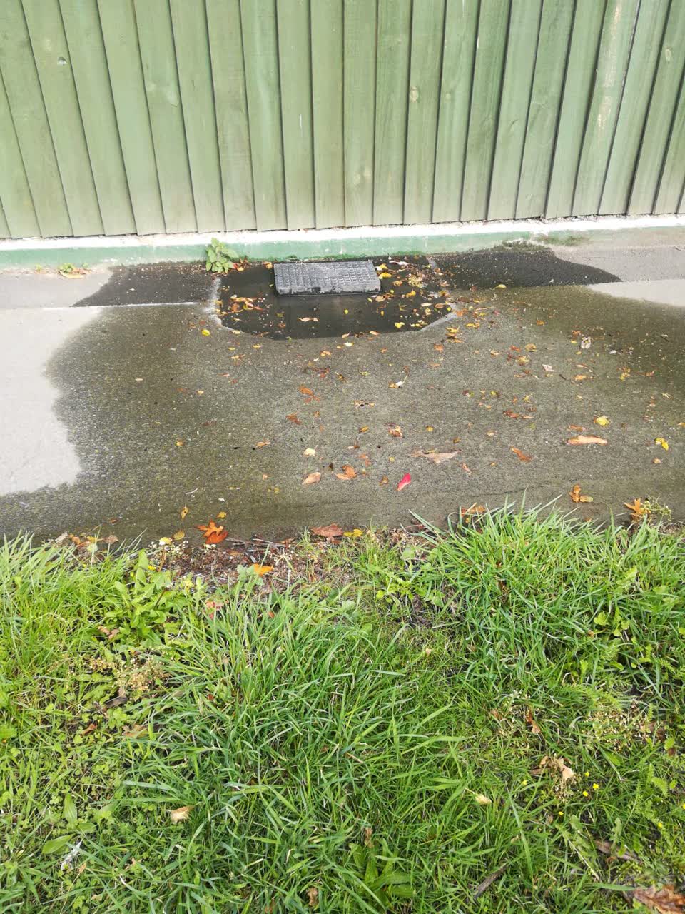 The photograph attached to this water supply report