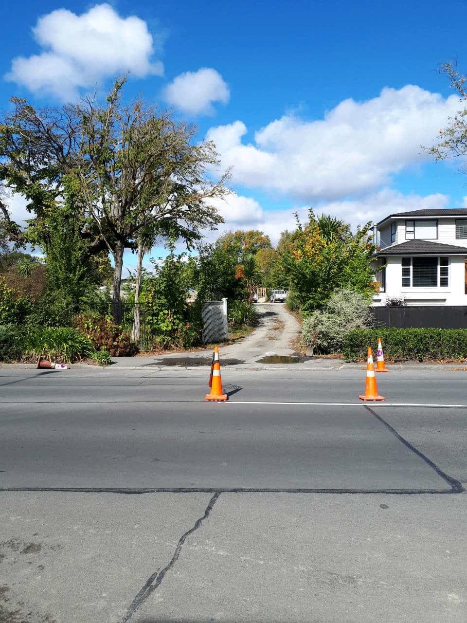 The photograph attached to this roading/streets report