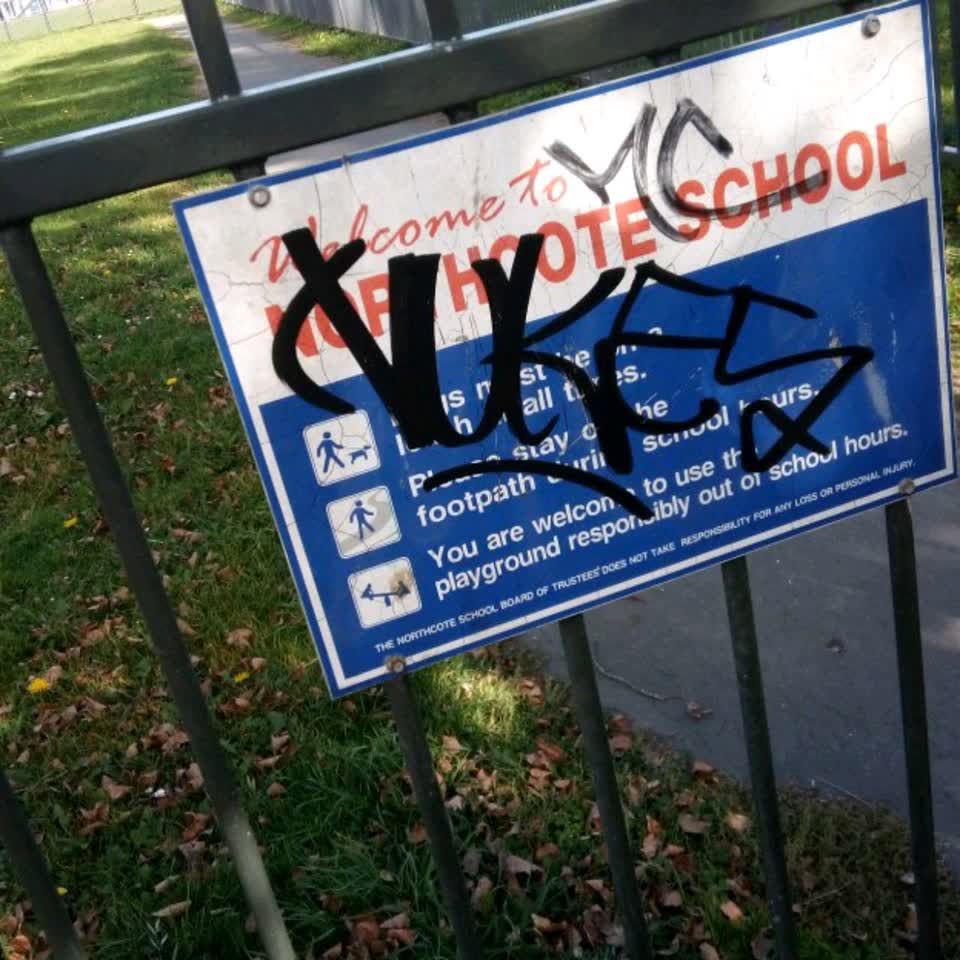 The photograph attached to this graffiti report