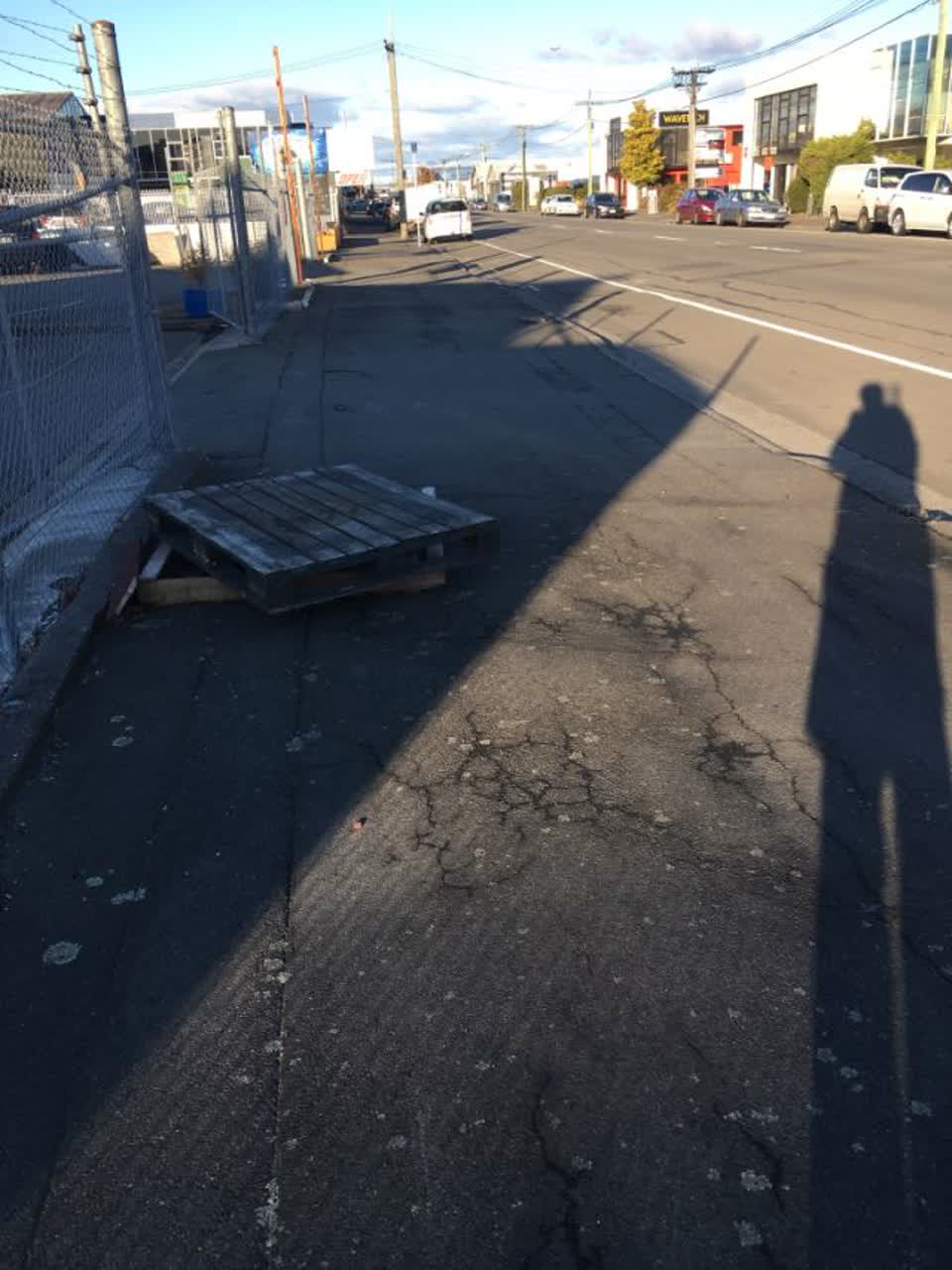 The photograph attached to this rubbish/recycling report