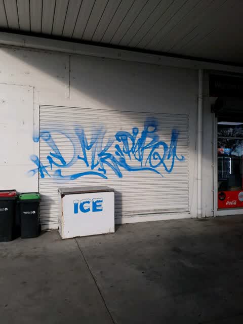 Graffiti, a report photo