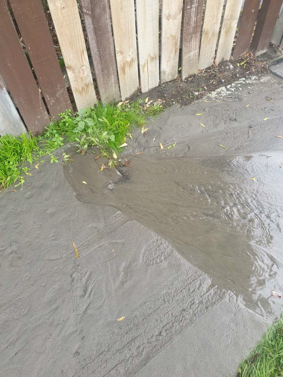 The photograph attached to this water supply report