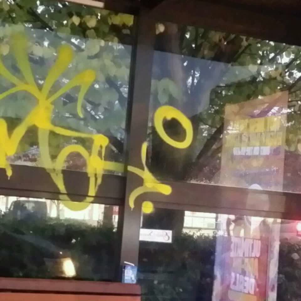 The photograph attached to this graffiti report