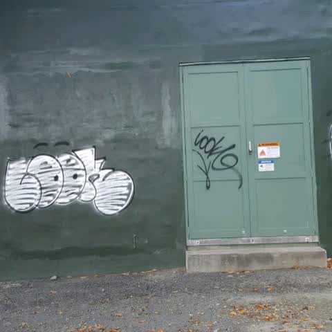 Graffiti, a report photo