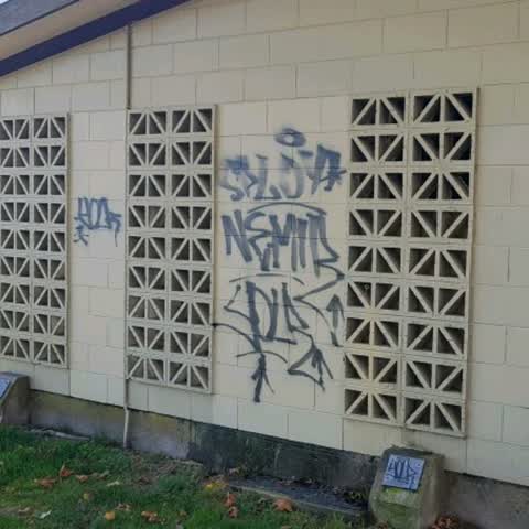 Graffiti, a report photo