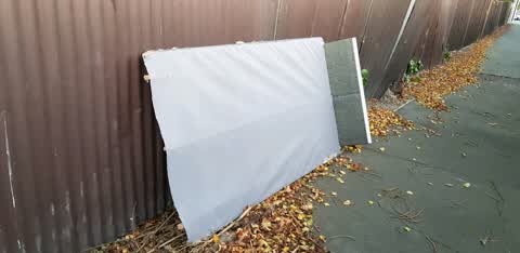 Rubbish/Recycling, a report photo